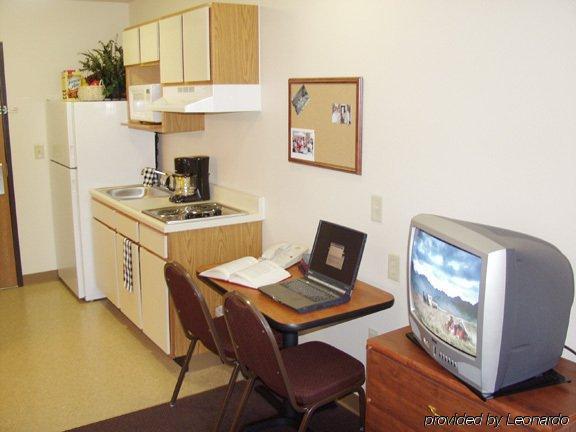 Woodspring Suites Clarksville Ft. Campbell Room photo